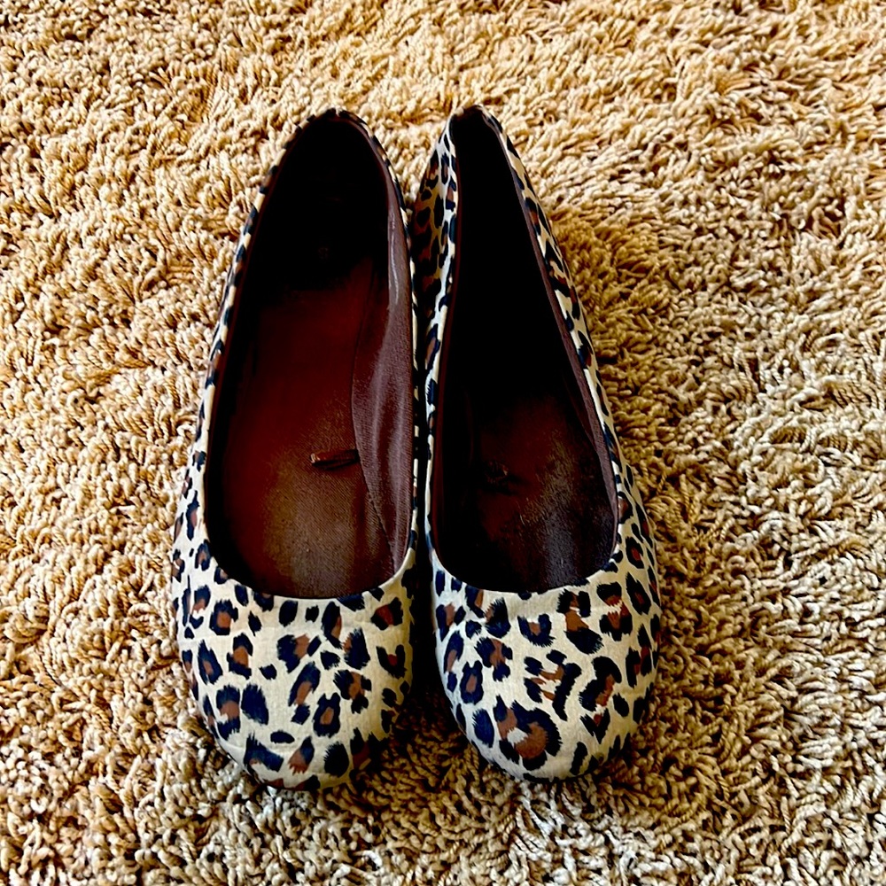 Leopard print flats size 6.5